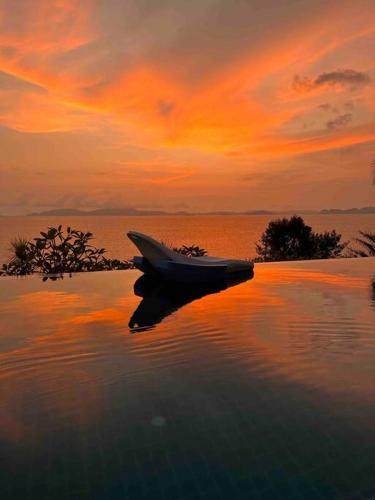 The Sunny Hill Pool Villa 180° Panoramic Sea View in Si Kao The Sunny Hill Pool Villa 180° Panoramic Sea View in Si Kao