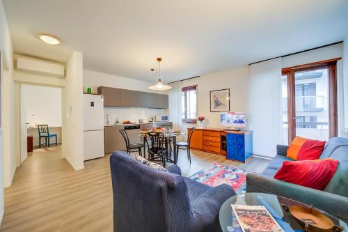 Domus Raffaella - Happy Rentals