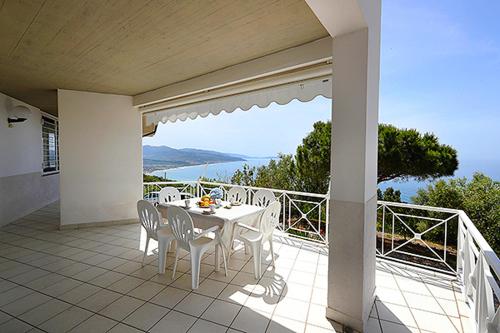 Balcony/terrace, Villa Paola- Cilento National Park in Salerno Balcony/terrace, Villa Paola- Cilento National Park in Salerno