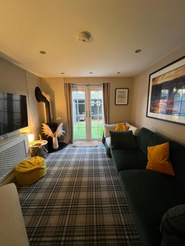 Sunnyside, Bath – 3 Bedroom Cottage With Parking in Kelston Sunnyside, Bath – 3 Bedroom Cottage With Parking in Kelston