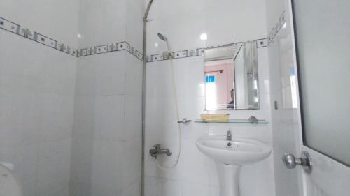 Łazienka, Ngọc Mơ Motel in Dzielnica 8. Łazienka, Ngọc Mơ Motel in Dzielnica 8.