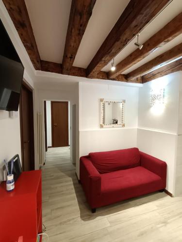 Briani Courtyard Apartment