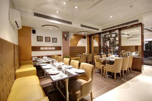 Restaurant, Hotel International Inn by Star Group in New Delhi and NCR Restaurant, Hotel International Inn by Star Group in New Delhi and NCR