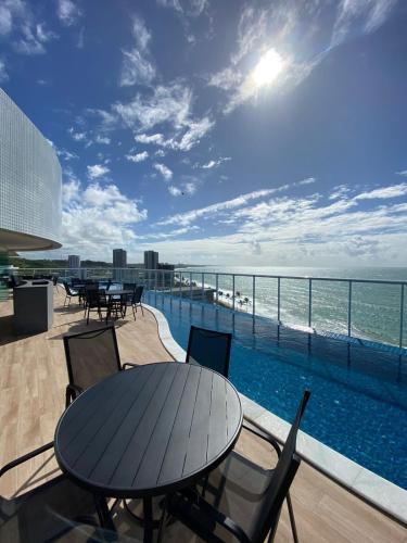 Balcony/terrace, LUXUOSO APARTAMENTO BEIRA-MAR COM SACADA em MACEIO in Maceio Balcony/terrace, LUXUOSO APARTAMENTO BEIRA-MAR COM SACADA em MACEIO in Maceio