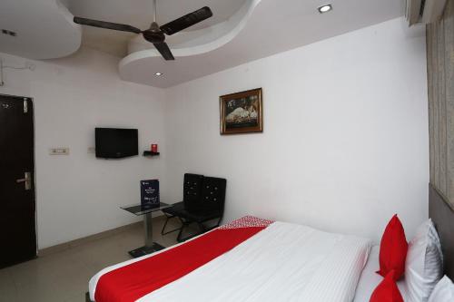 Hotel O Pearl in กรนาล Hotel O Pearl in กรนาล