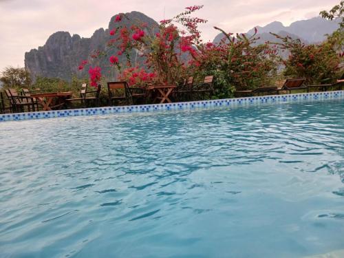 Riverside Garden Hostel in Vang Vieng Riverside Garden Hostel in Vang Vieng