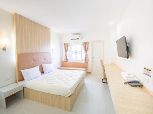 P.A. Thani Hotel in Nakhon Sawan P.A. Thani Hotel in Nakhon Sawan