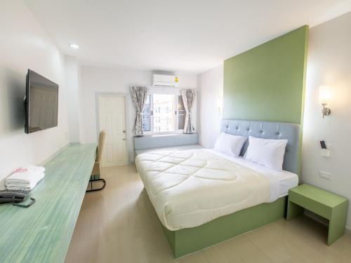 P.A. Thani Hotel in Nakhon Sawan P.A. Thani Hotel in Nakhon Sawan