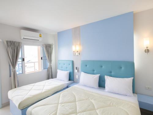 P.A. Thani Hotel in Nakhon Sawan P.A. Thani Hotel in Nakhon Sawan