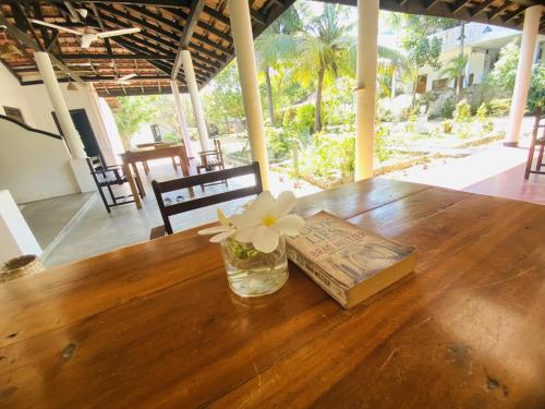 Facilities, Harmony Beach Hotel in Arugam Bay Facilities, Harmony Beach Hotel in Arugam Bay