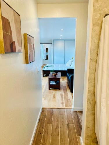 Létesítmények, San Leandro Studio in San Leandro (Kalifornia) Létesítmények, San Leandro Studio in San Leandro (Kalifornia)