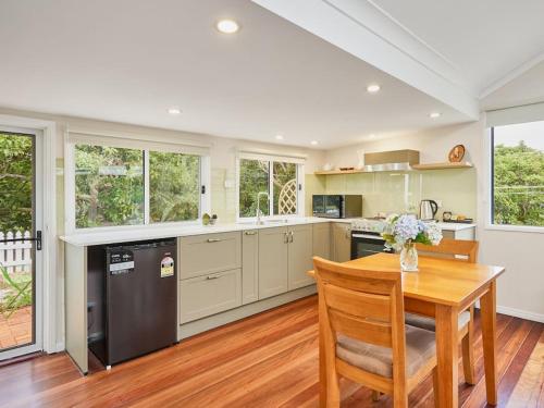 Moonya Avocado Farm Cottage - with early check-in in planinaTamborine Moonya Avocado Farm Cottage - with early check-in in planinaTamborine