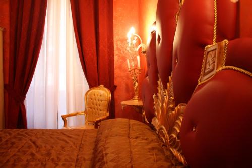 This photo about Pope's Suites shared on HyHotel.com