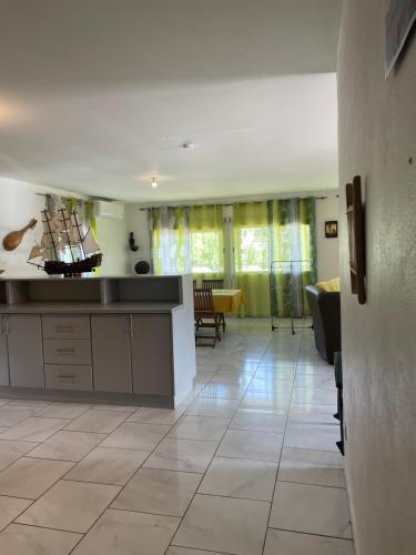 Location chambres Mtsapéré Maevantana sur Mamoudzou Mayotte chez Zam (Location chambres Mtsapere Maevantana sur Mamoudzou Mayotte chez Zam) in 馬穆楚 Location chambres Mtsapéré Maevantana sur Mamoudzou Mayotte chez Zam (Location chambres Mtsapere Maevantana sur Mamoudzou Mayotte chez Zam) in 馬穆楚