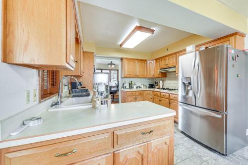 Convenient Racine Home 4 Mi to Lake Michigan! in 威斯康星州拉辛 (WI) Convenient Racine Home 4 Mi to Lake Michigan! in 威斯康星州拉辛 (WI)