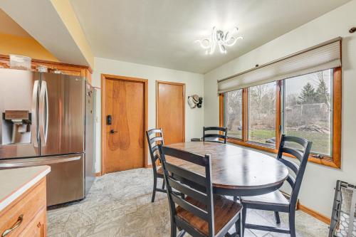 Convenient Racine Home 4 Mi to Lake Michigan! in 威斯康星州拉辛 (WI) Convenient Racine Home 4 Mi to Lake Michigan! in 威斯康星州拉辛 (WI)