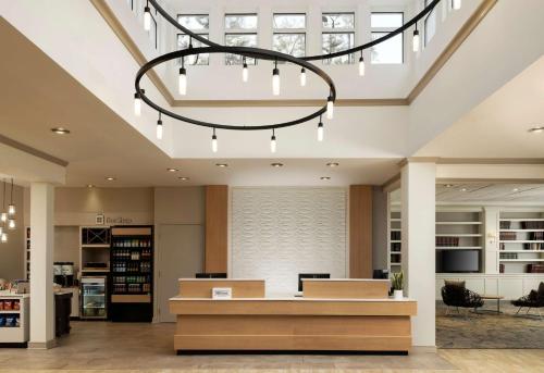 大堂, 波士頓伯靈頓希爾頓花園酒店 (Hilton Garden Inn Boston-Burlington) in 伯靈頓 (MA) 大堂, 波士頓伯靈頓希爾頓花園酒店 (Hilton Garden Inn Boston-Burlington) in 伯靈頓 (MA)