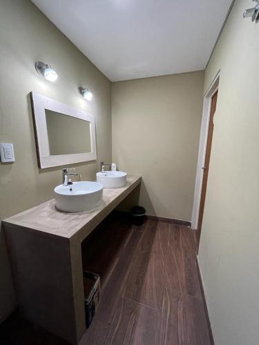 Fürdőszoba, Hostel Avetaia in Santa Rosa De Calamuchita Fürdőszoba, Hostel Avetaia in Santa Rosa De Calamuchita