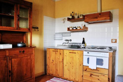 keuken, Agriturismo La Costa - Casa Vacanze in Perego keuken, Agriturismo La Costa - Casa Vacanze in Perego