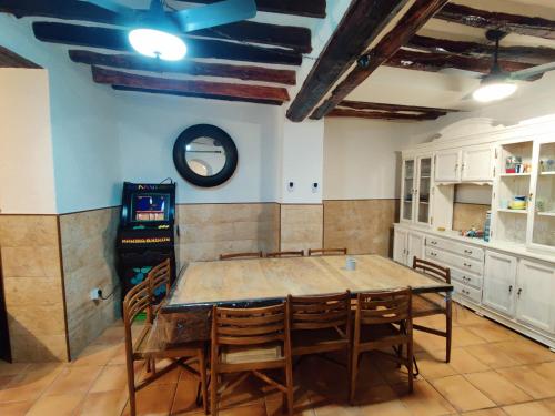 Casa Rural Serrano in อบรูเซนา Casa Rural Serrano in อบรูเซนา