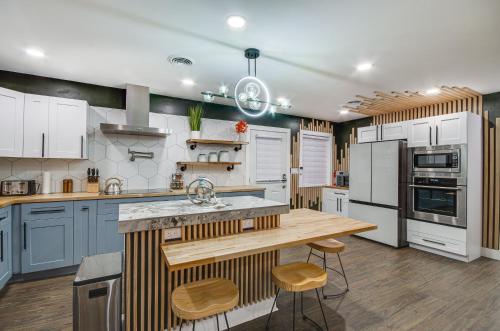 Stunning Jackson Home about 2 Mi to Downtown! in เขตประวัติศาสตร์พอยน์เด็กซ์เตอร์พาร์ค Stunning Jackson Home about 2 Mi to Downtown! in เขตประวัติศาสตร์พอยน์เด็กซ์เตอร์พาร์ค