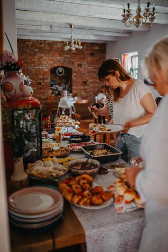 Ételek és italok, Kosowisko in Okragle Ételek és italok, Kosowisko in Okragle