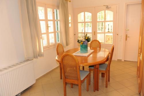 บริการและสิ่งอำนวยความสะดวก, Aeolos Villa in ออร์มอส คูมิคอน บริการและสิ่งอำนวยความสะดวก, Aeolos Villa in ออร์มอส คูมิคอน