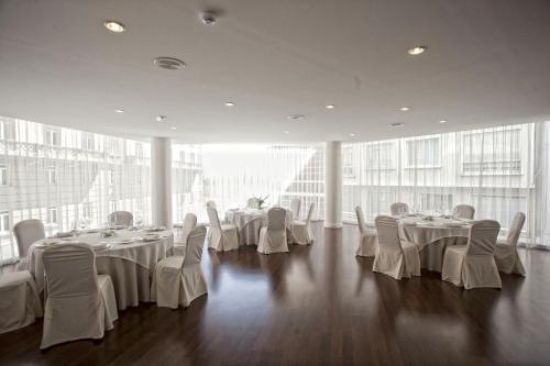 Bankett-terem, Hotel Almirante in Ferrol Bankett-terem, Hotel Almirante in Ferrol