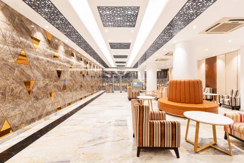 Előcsarnok, Dhaka Regency Hotel & Resort in Dhaka Előcsarnok, Dhaka Regency Hotel & Resort in Dhaka