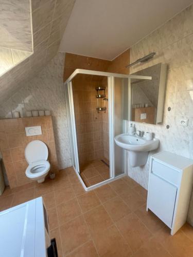 Bathroom, Soukromy byt v centru Velkeho Mezirici in Velke Mezirici Bathroom, Soukromy byt v centru Velkeho Mezirici in Velke Mezirici