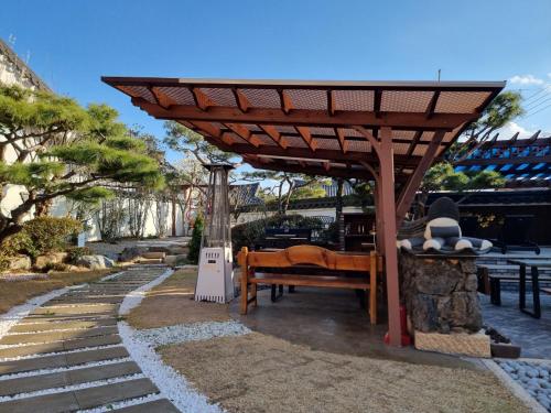 Yenriji in جيونجو-سي Yenriji in جيونجو-سي