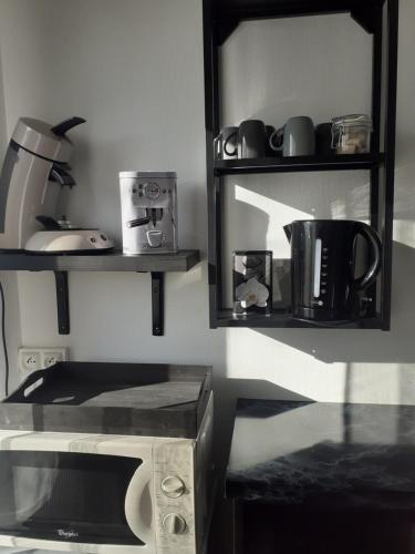 Konyha, Gîte doux repos en campagne 10 min Colmar (Gite doux repos en campagne 10 min Colmar) in Logelheim Konyha, Gîte doux repos en campagne 10 min Colmar (Gite doux repos en campagne 10 min Colmar) in Logelheim