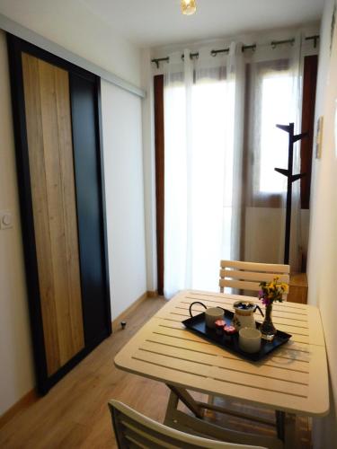 Gîte Amande Domaine de L'Annonciade (Gite Amande Domaine de L'Annonciade) in Les Mees Gîte Amande Domaine de L'Annonciade (Gite Amande Domaine de L'Annonciade) in Les Mees