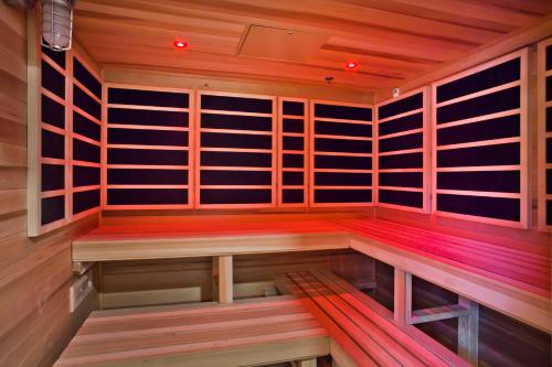 Sauna, Walker's Bluff Casino Resort in Carbondale (IL) Sauna, Walker's Bluff Casino Resort in Carbondale (IL)