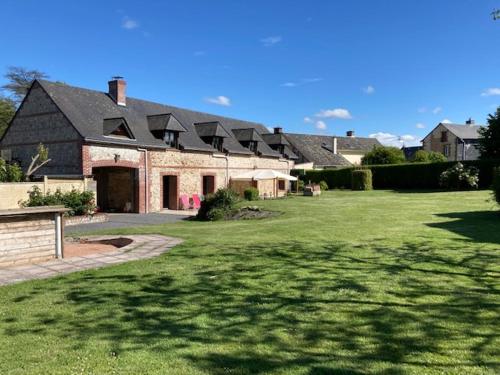 View, Grande maison pour 12 a 15 personnes avec jardin petanque baby foot, cheminee et barbecue pres de Fe in Contremoulins View, Grande maison pour 12 a 15 personnes avec jardin petanque baby foot, cheminee et barbecue pres de Fe in Contremoulins