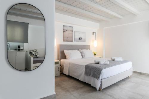 ELEVEN KEYS APARTMENTS