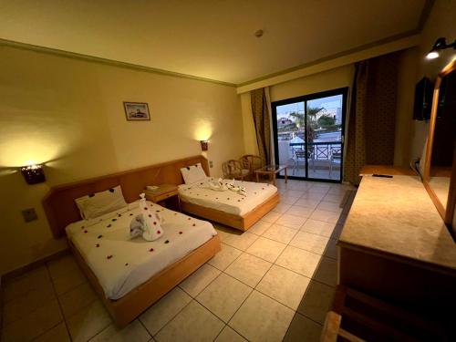 Sharm Cliff Hotel in Sharm el Sheik Sharm Cliff Hotel in Sharm el Sheik