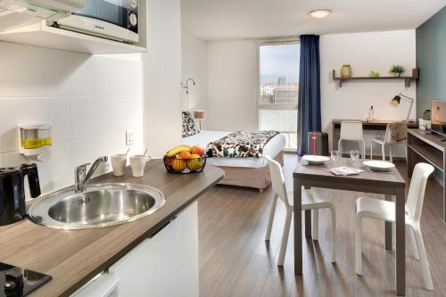 Facilities, Teneo Apparthotel Bordeaux Maritime in Bacalan Facilities, Teneo Apparthotel Bordeaux Maritime in Bacalan