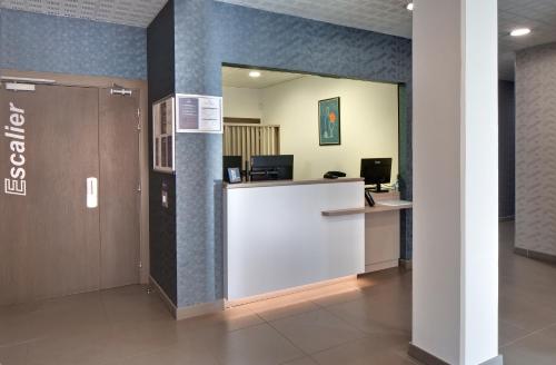 Lobby, Teneo Apparthotel Bordeaux Maritime in Bacalan Lobby, Teneo Apparthotel Bordeaux Maritime in Bacalan