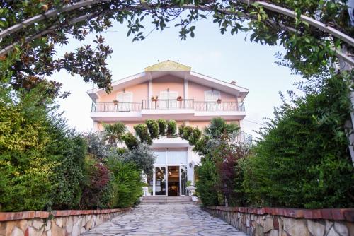 ทัศนียภาพภายนอกโรงแรม, Hotel Restorant Halal Il Tramonto. in โวเร ทัศนียภาพภายนอกโรงแรม, Hotel Restorant Halal Il Tramonto. in โวเร