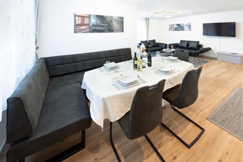 館内設備, Exklusive 2,5 Zimmer Wohnung in シュテックボルン 館内設備, Exklusive 2,5 Zimmer Wohnung in シュテックボルン