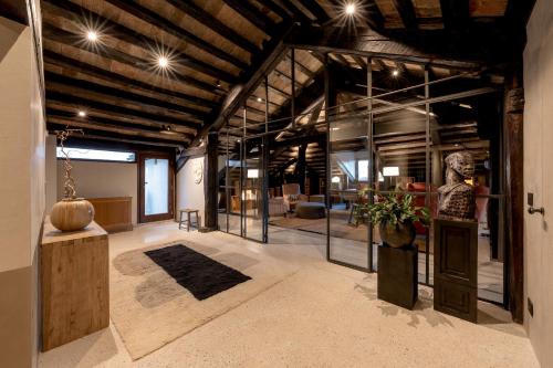 Palazzo dell'albero d'Oro