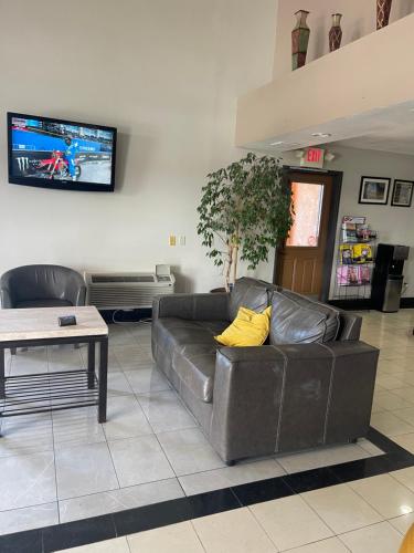 Lobby, Travelodge by Wyndham Tucson AZ in Marana (AZ) Lobby, Travelodge by Wyndham Tucson AZ in Marana (AZ)