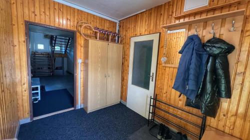 ทางเข้า, Apartmány chata Samoty (Apartmany chata Samoty) in เซเลซนา รูดา ทางเข้า, Apartmány chata Samoty (Apartmany chata Samoty) in เซเลซนา รูดา