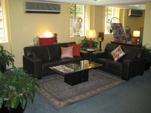 Lobby, Devere Hotel in Sydney Lobby, Devere Hotel in Sydney