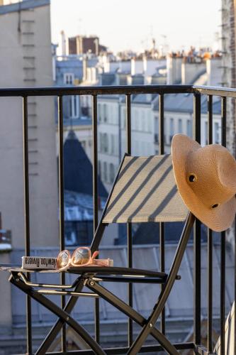 Balcony/terrace, Hotel des Carmes near Ile Saint-Louis Balcony/terrace, Hotel des Carmes near Ile Saint-Louis