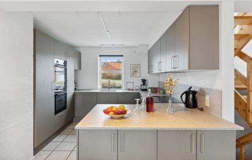Kitchen, Beautiful Home In Ebeltoft With Sauna in Vibaek Strand Kitchen, Beautiful Home In Ebeltoft With Sauna in Vibaek Strand