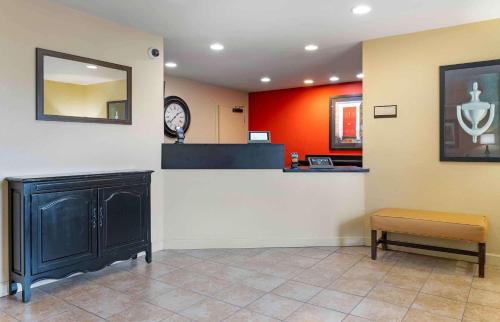 ردهة, Extended Stay America Select Suites - South Bend - Mishawaka - South in Mishawaka ردهة, Extended Stay America Select Suites - South Bend - Mishawaka - South in Mishawaka