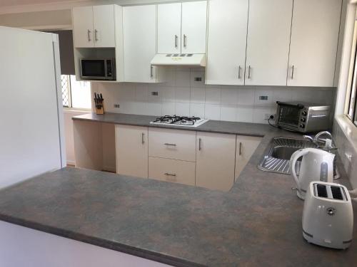 Longreach Private Apartments in Longreach Longreach Private Apartments in Longreach