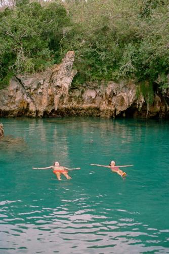 Atracciones, The Loren at Pink Beach in Tuckers Town Atracciones, The Loren at Pink Beach in Tuckers Town
